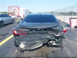 تۆیۆتا کامری